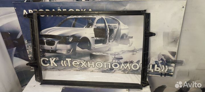 Диффузор радиатора Volvo S80