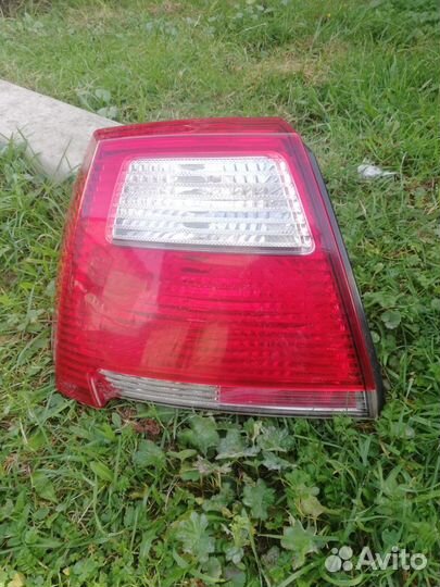 Фара mitsubishi galant 9