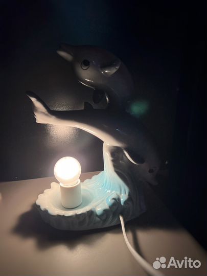 Светильник дельфины