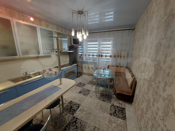 3-к. квартира, 94 м², 5/10 эт.