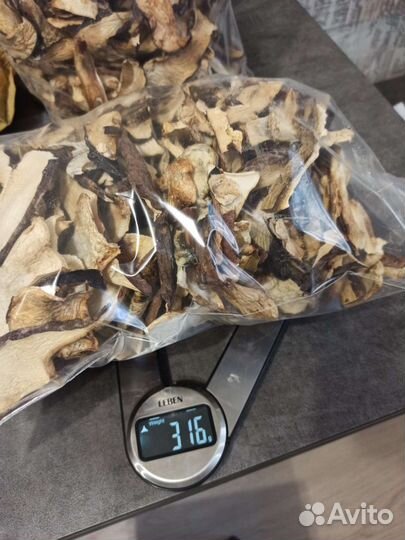 Грибы белые сушеные