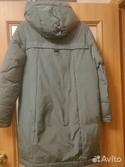 Пуховик женский 46