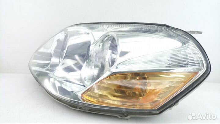 Фара левая Toyota Mark Ii GX110