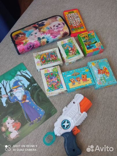 Большой пакет развивашек, пазлов, книг, игрушек