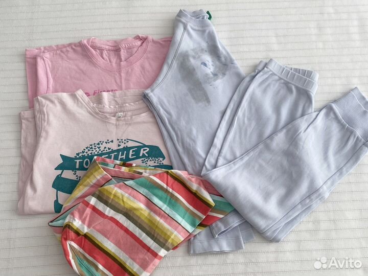 Вещи Benetton пакетом на девочку 128 140