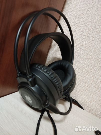 Игровые наушники