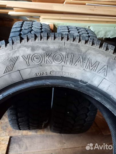 Yokohama Ice Guard IG30 225/65 R17