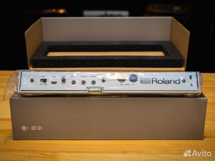 Roland TR-06 в Наличии