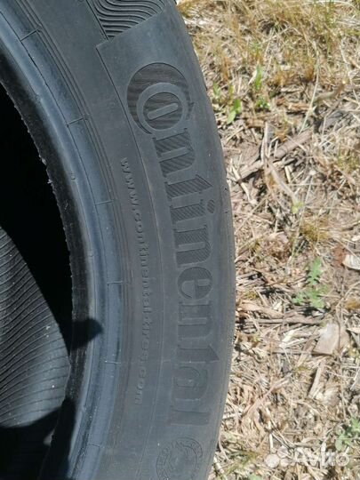 Continental ContiPremiumContact 215/55 R17