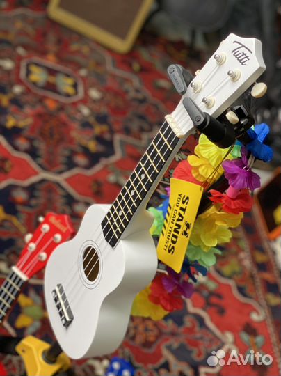 Гитара укулеле