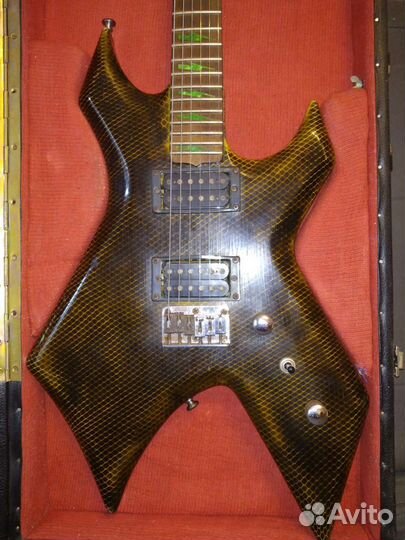 Электрогитара ibanez мастеровая с кейсом