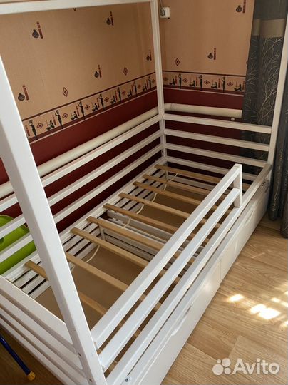 Детская кровать домик бу