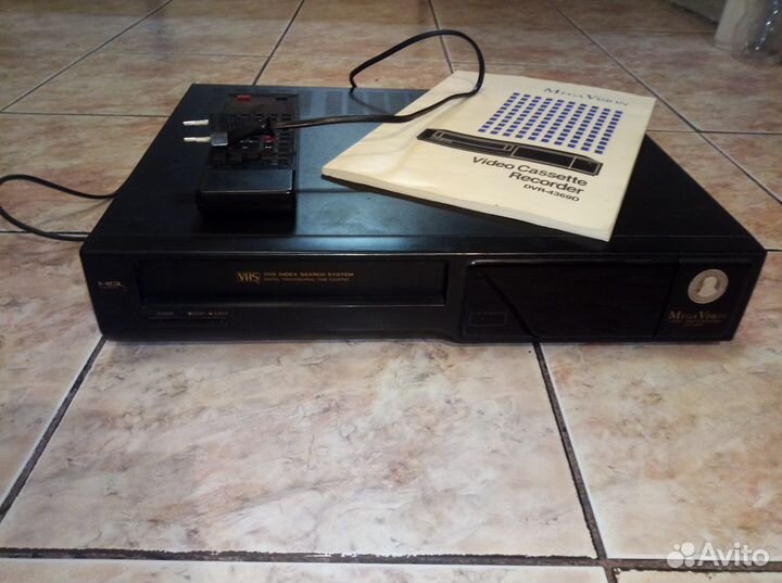 Видеомагнитофон