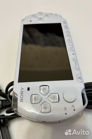 Sony PSP 3008 Pearl White (белая) 64GB