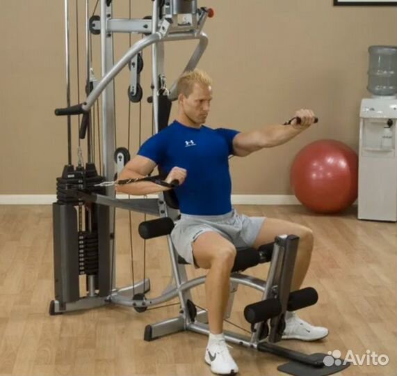Силовой тренажер для упражнений