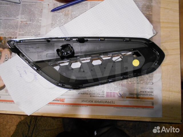 Вставка боковая левая хром volvo s60