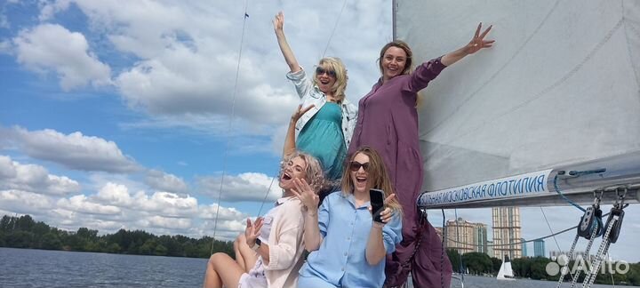 На парусной яхте. В Москве. Прогулки + Обучение