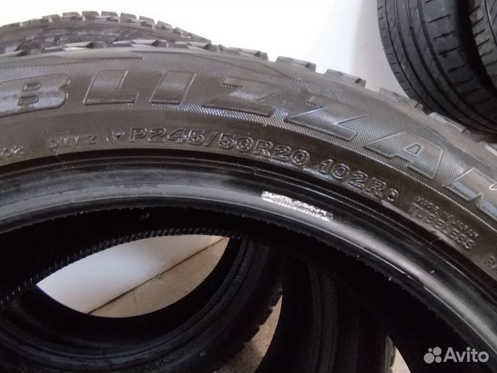 Bridgestone Blizzak PM-20 245/50 R20