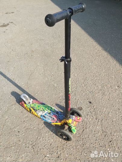 Самокат детский трехколесный