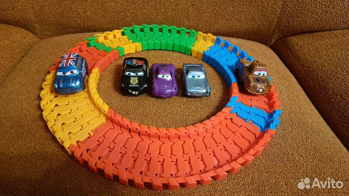 Машинки пакетом дорога