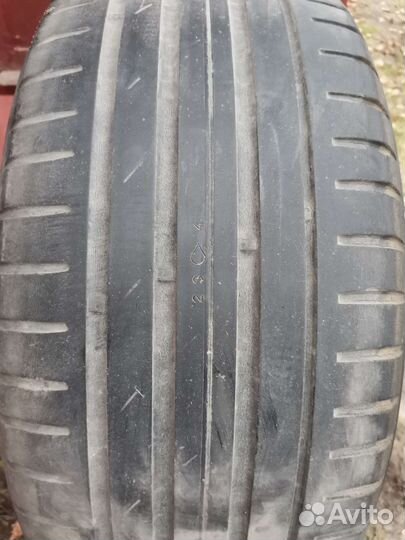Nokian Tyres Hakka Z 255/50 R19 107W