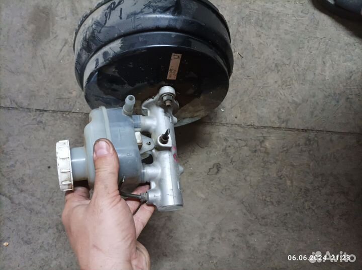 Вакуумный усилитель тормозов Mitsubishi Lancer 9
