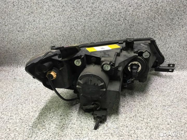 Фара левая Mitsubishi Outlander Xl 2007