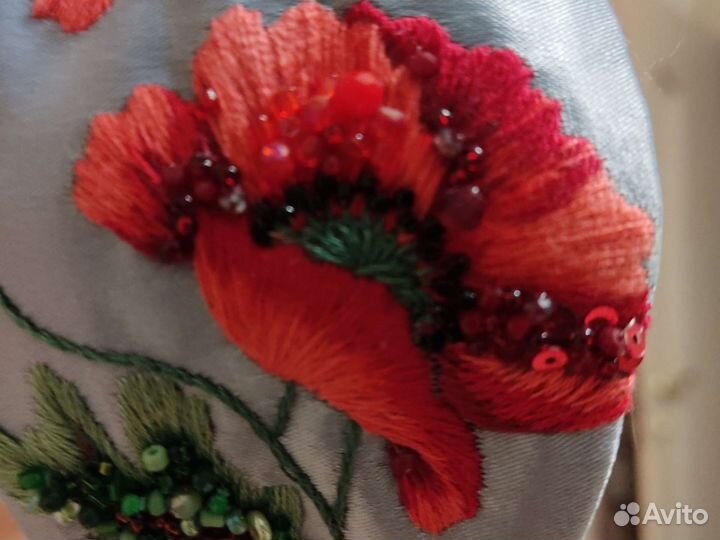 Ободок вышитый ручной работы