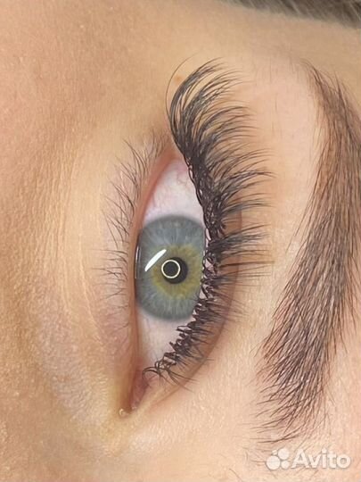 Обучение наращиванию ресниц