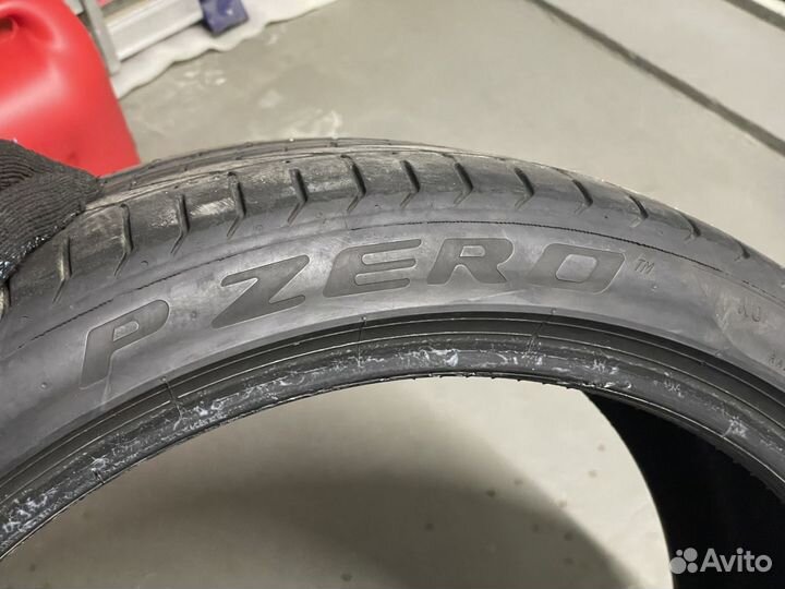 Pirelli P Zero 285/35 R22 и 315/30 R22 106Y