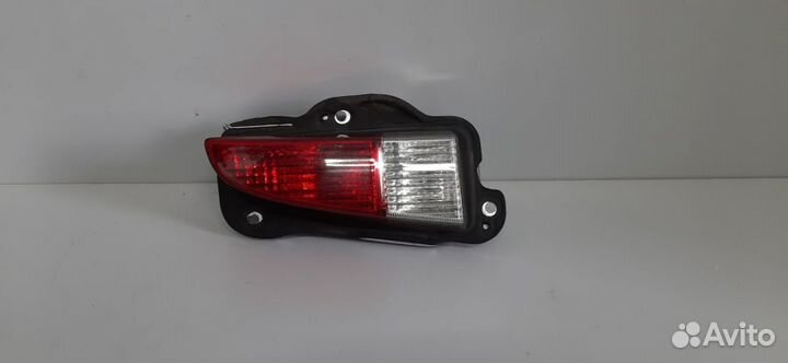 Фонарь задний в бампер правый Hyundai Elantra XD 2