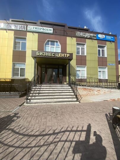 Рабочее место мастеру по ресницам/бровям