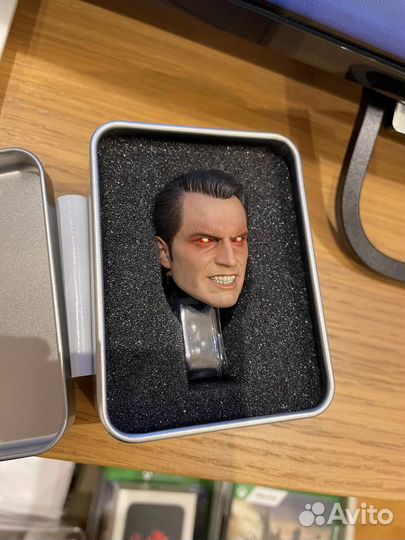 Hot Toys MMS 200 Superman + злой скульпт супермена