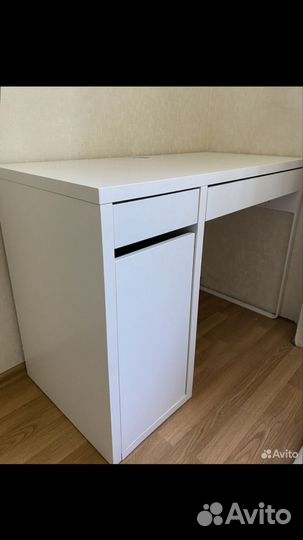 Стол IKEA белый