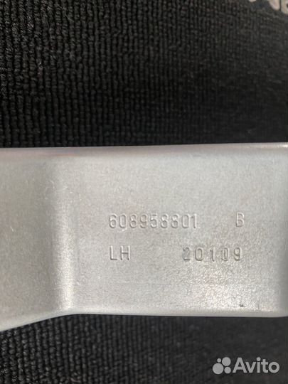 Подушка безопасности боковая левая Mercedes W212