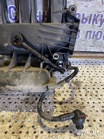 Коллектор впускной Renault Fluence