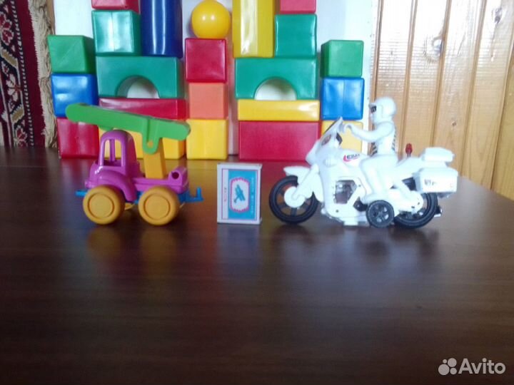 Кубики строительные пластмассовые