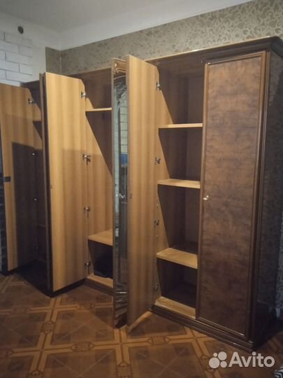 Шкаф Италия, от гарнитура Каролла