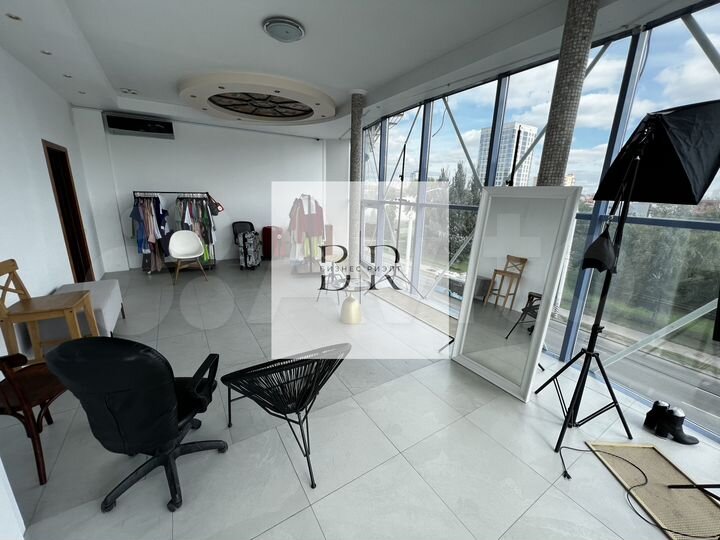 Офис Салон Красный путь Панорамные окна, 52.7 м²