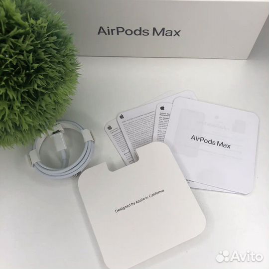 AirPods MAX premium