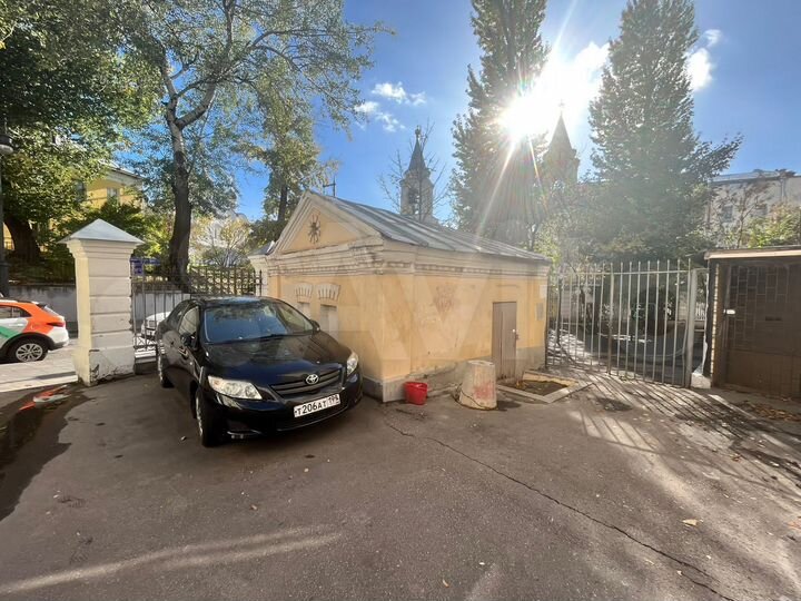 Здание, 23.5 м²