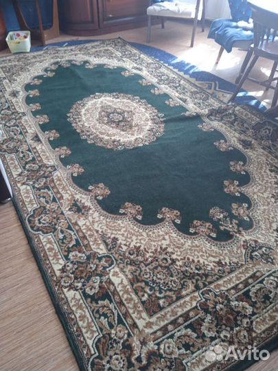 Ковёр 1.8*3.5 б/у