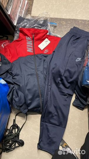 Спортивный костюм