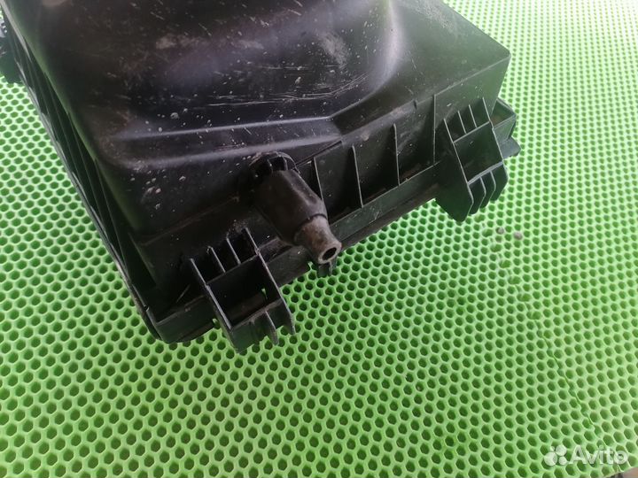 Корпус воздушного фильтра Фольксваген гольф 3