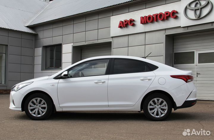 Hyundai Solaris, 2022