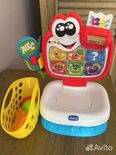 Развивающие игрушки касса Chicco