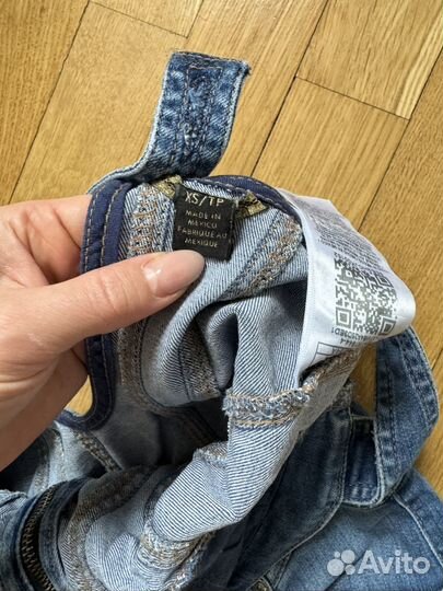 Комбинезон джинсовый guess xs