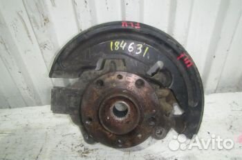 Кулак передний правый Рено