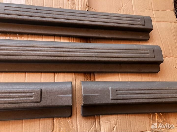 Накладки порогов Gentra, Lacetti