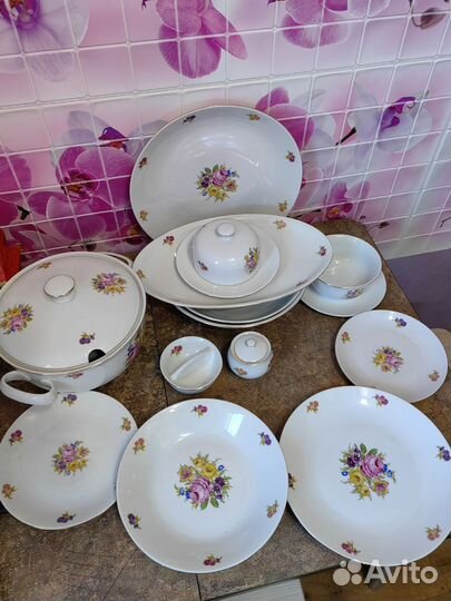 Сервиз столовый